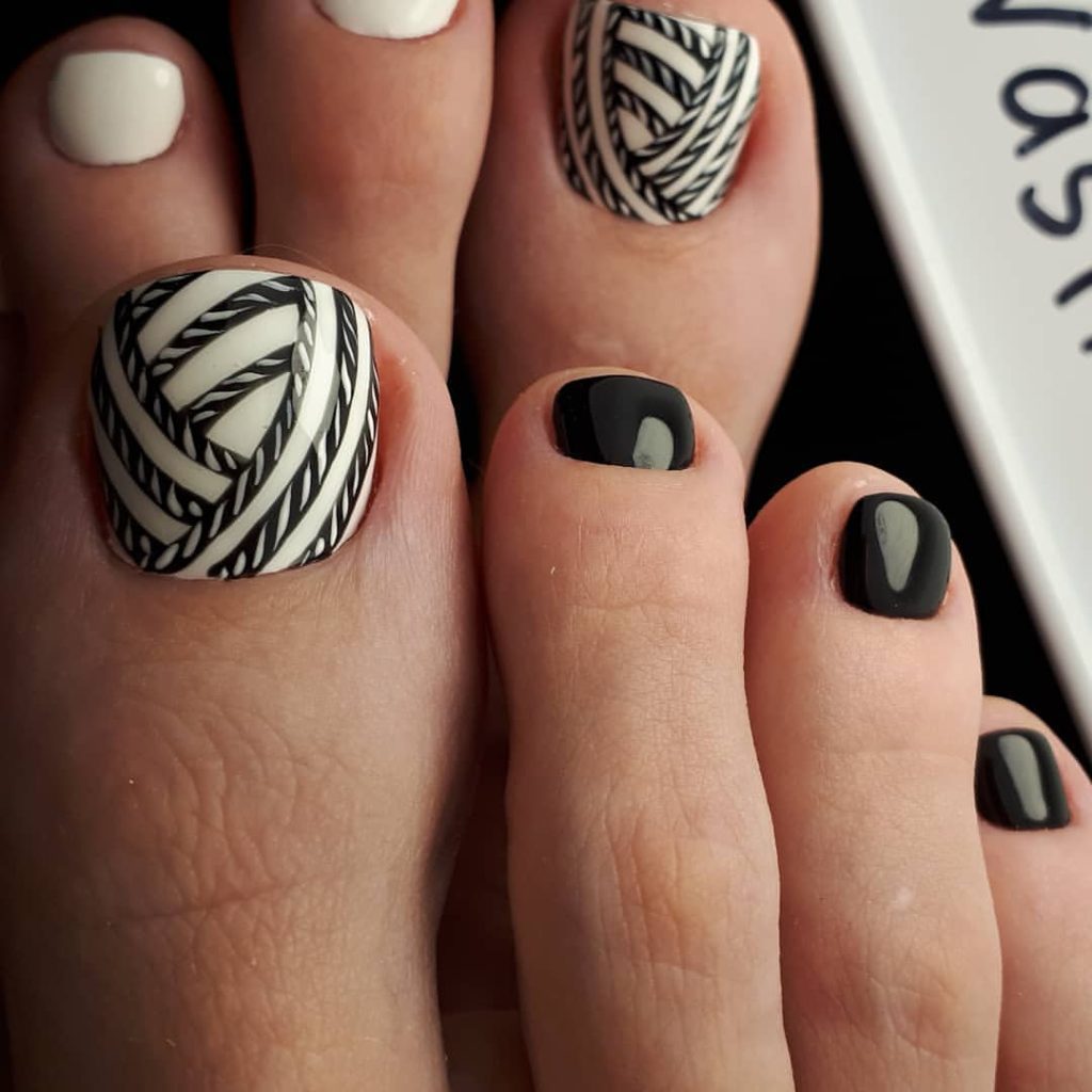 Pedicure designs for summer Pedicure designs for summer