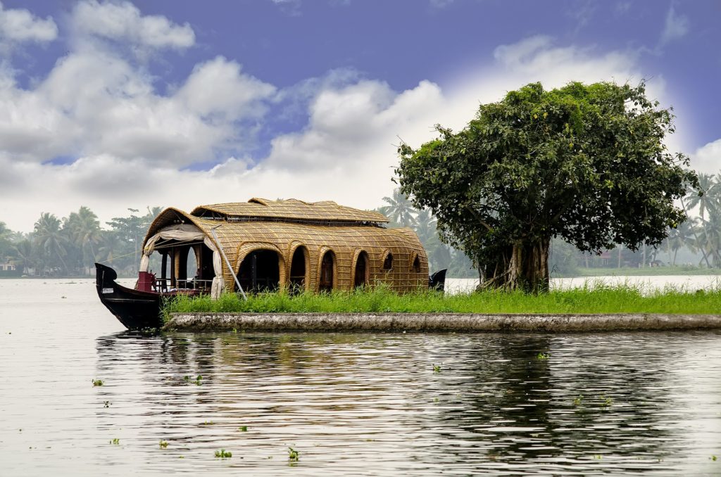 Kerala House boat Honeymoon Kerala House boat Honeymoon