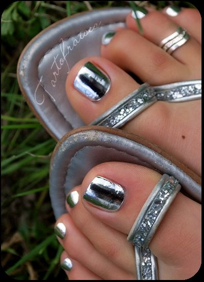 chrome nails chrome nails