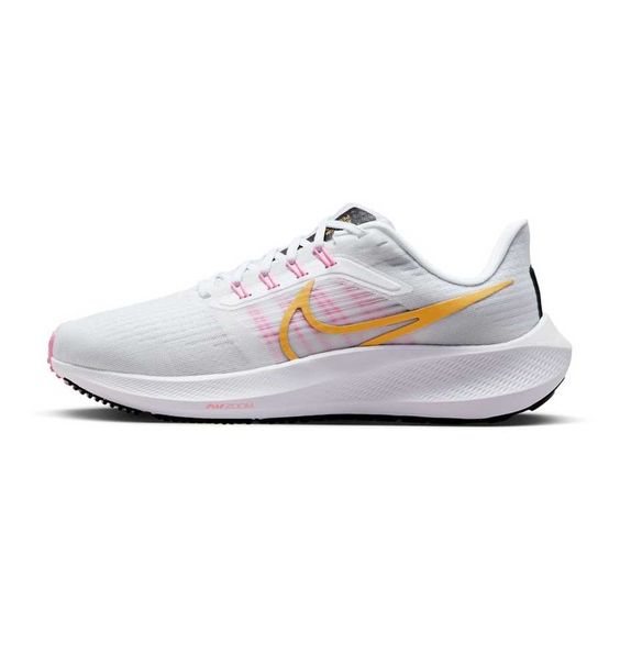 Top 10 Long-Distance Running Shoes for Men — photo 3 Top 10 Long-Distance Running Shoes for Men — photo 3