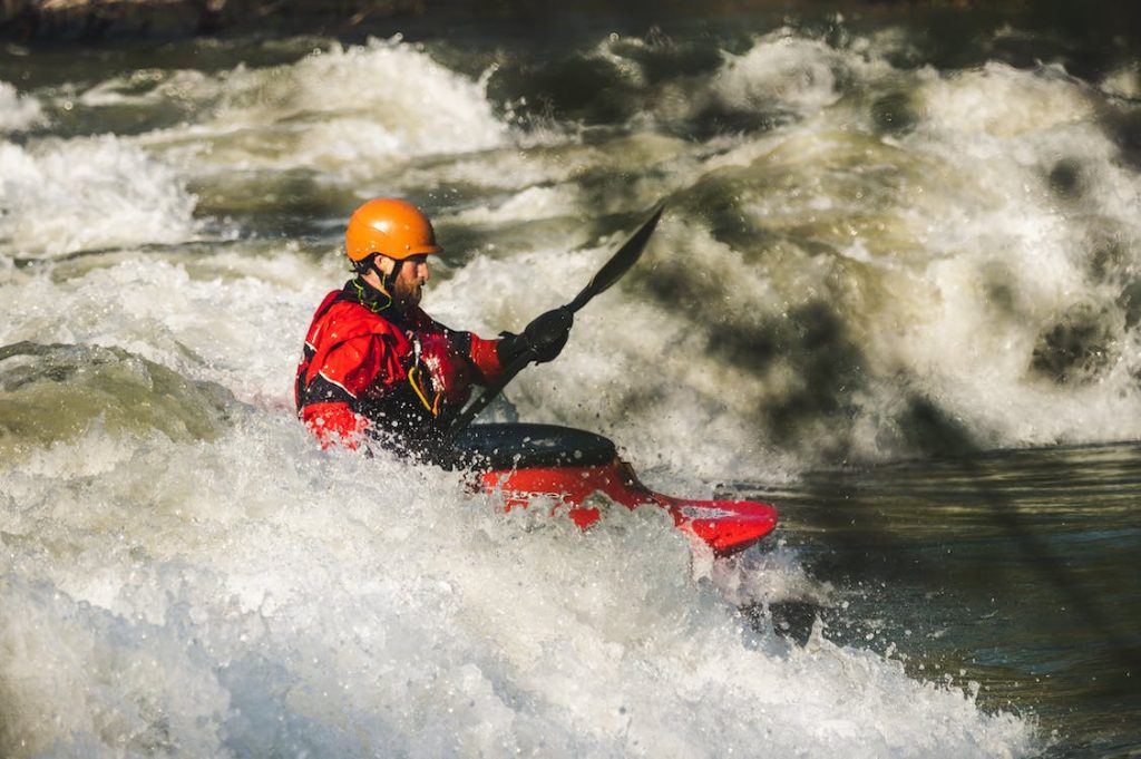 Whitewater Rafting - Cool adventurous activities Whitewater Rafting - Cool adventurous activities