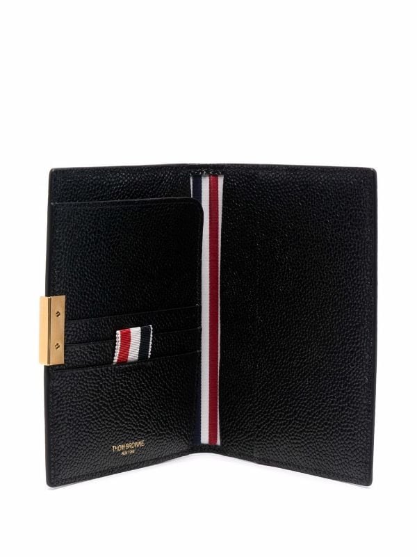 Top 15 Passport Holders to Carry in 2024 — photo 45 Top 15 Passport Holders to Carry in 2024 — photo 45