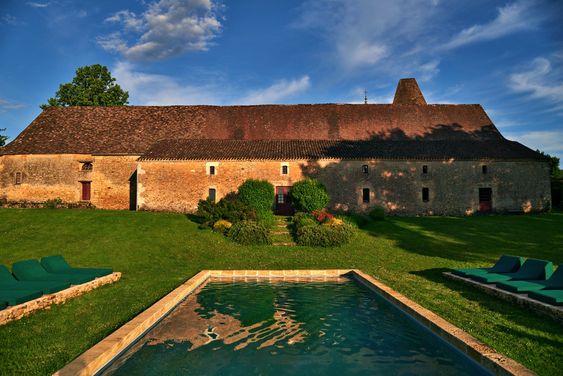 8 Best Airbnbs with Private Pools of Your Dreams — photo 11 8 Best Airbnbs with Private Pools of Your Dreams — photo 11