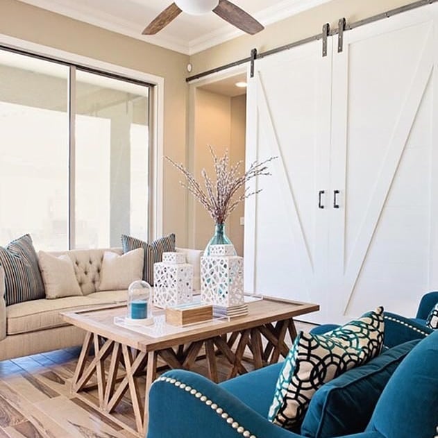 Modern White Wooden Barn Doors Modern White Wooden Barn Doors
