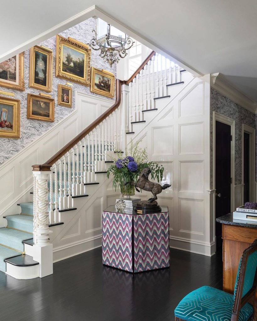 Modern staircase decor ideas Modern staircase decor ideas