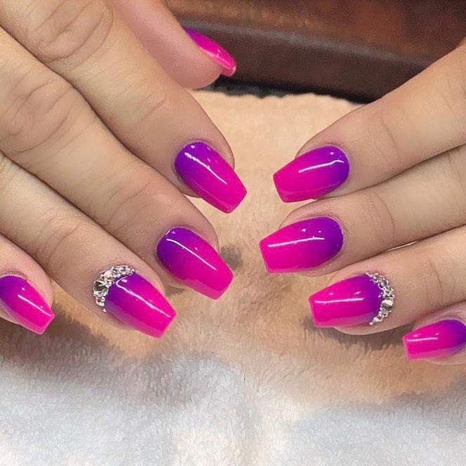 Pink and purple ombre nails with crystals Pink and purple ombre nails with crystals