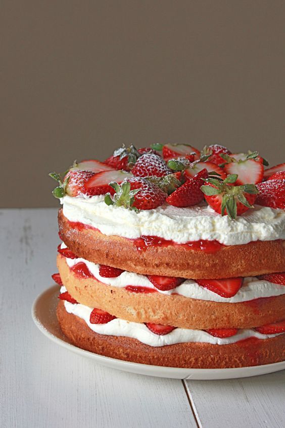 Top 17 Colourful Christmas Cakes — photo 11 Top 17 Colourful Christmas Cakes — photo 11