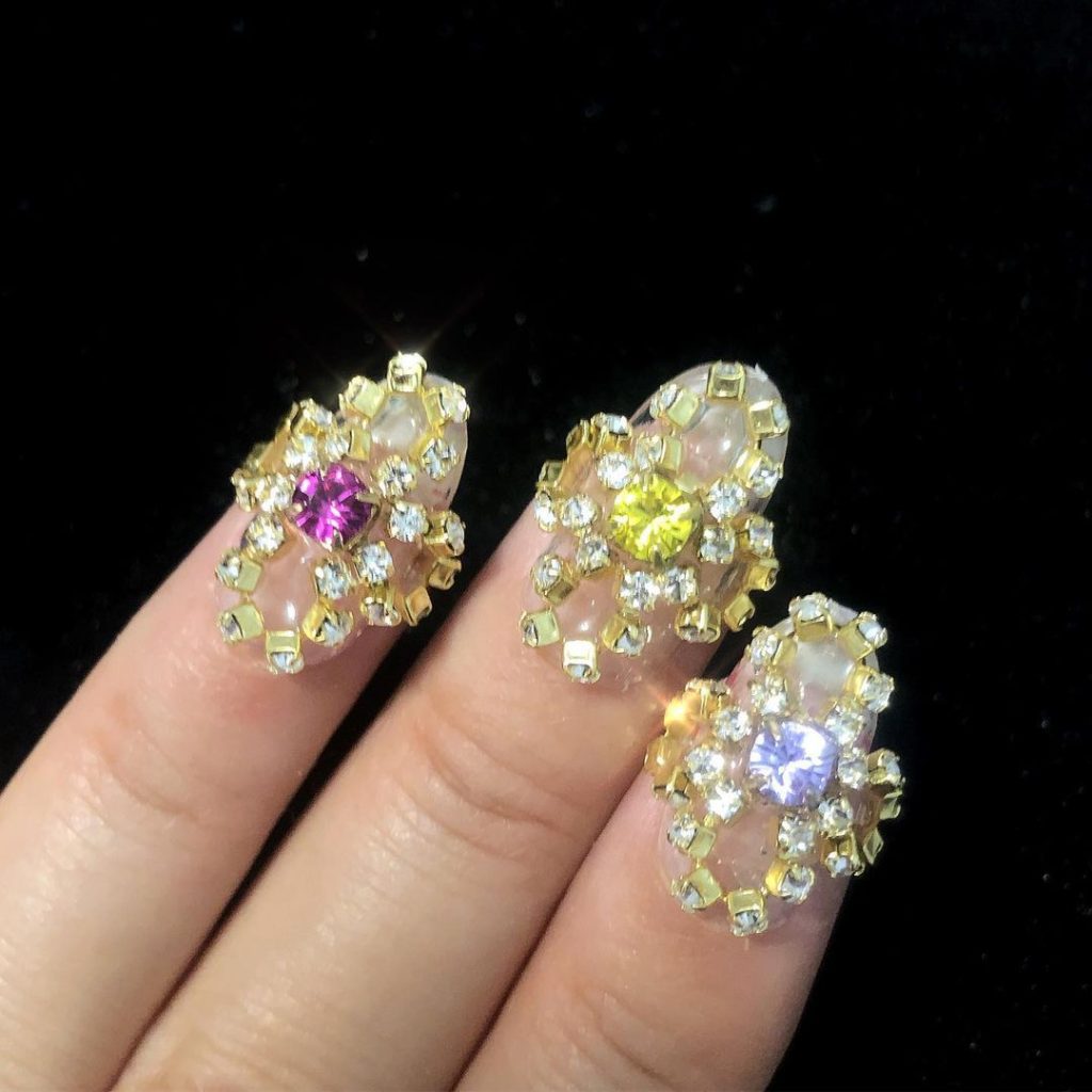 crystal nails crystal nails