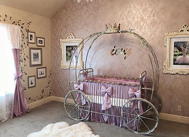 Princess crib @petittresor Princess crib @petittresor