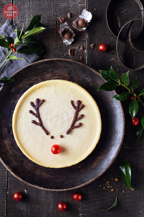 Top 17 Colourful Christmas Cakes — photo 15 Top 17 Colourful Christmas Cakes — photo 15
