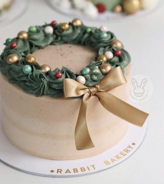Top 17 Colourful Christmas Cakes — photo 9 Top 17 Colourful Christmas Cakes — photo 9