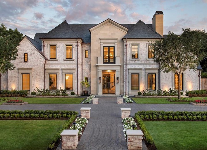 Stately French chateau in Tanglewood Stately French chateau in Tanglewood
