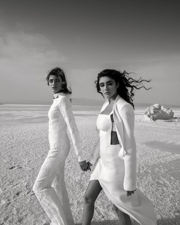 Monochrome Outfit Styling Tips Monochrome Outfit Styling Tips