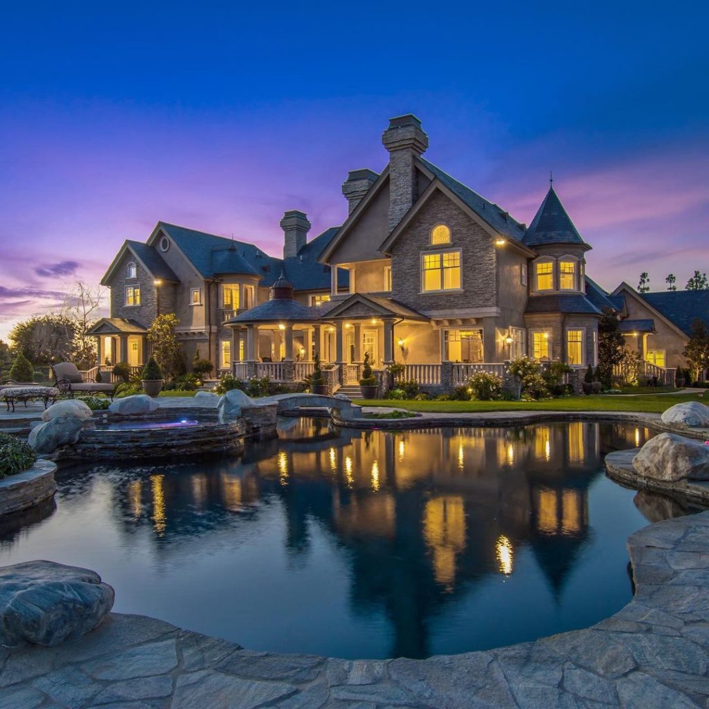 Epic Estate in Thousand Oaks, California Epic Estate in Thousand Oaks, California