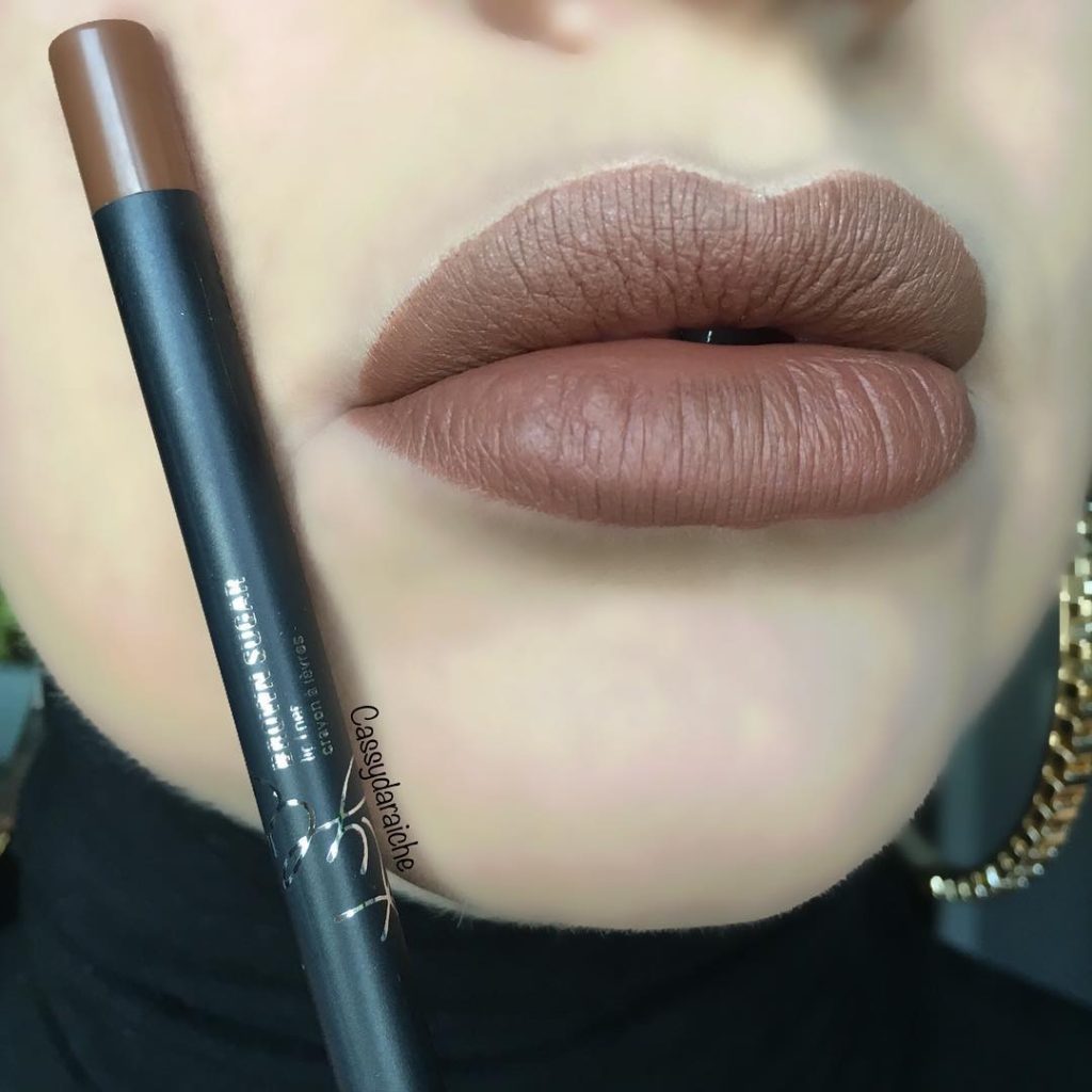 Kylie Cosmetics Matte Lip Liner in Brown Sugar