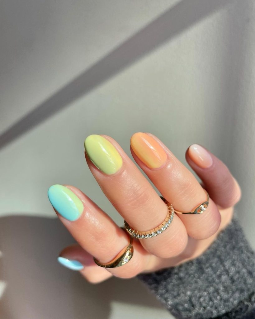 Creative Ombré Nail Ideas