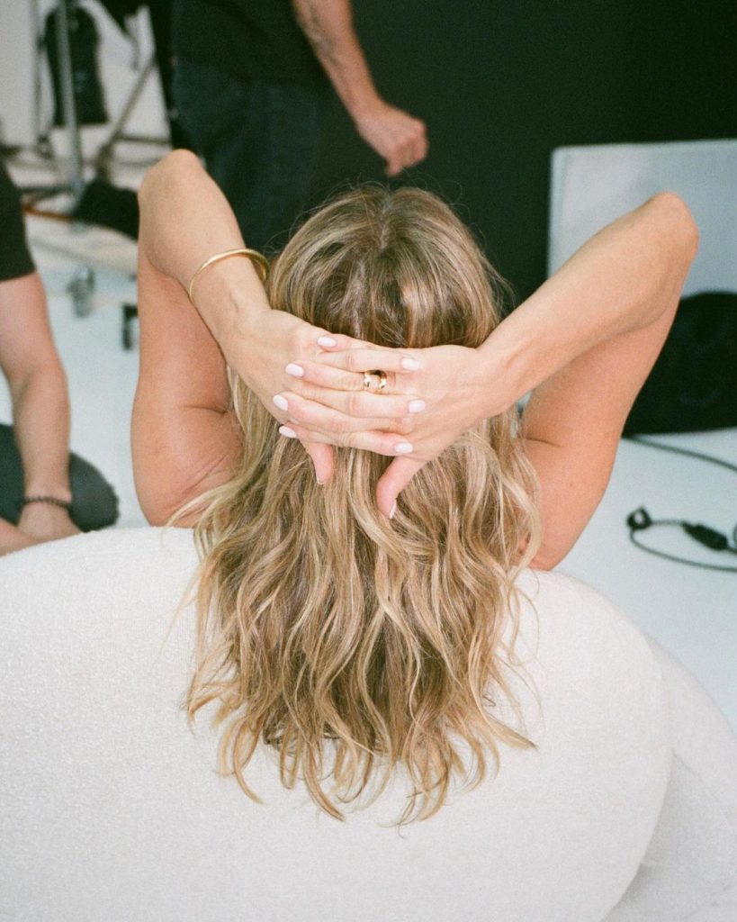 Medium blonde - Jennifer Aniston Hair