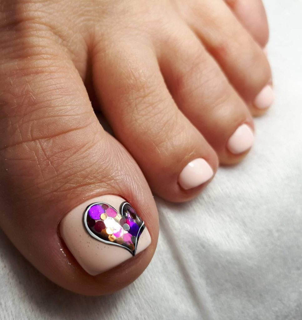 Heart Pedicure designs for Summer