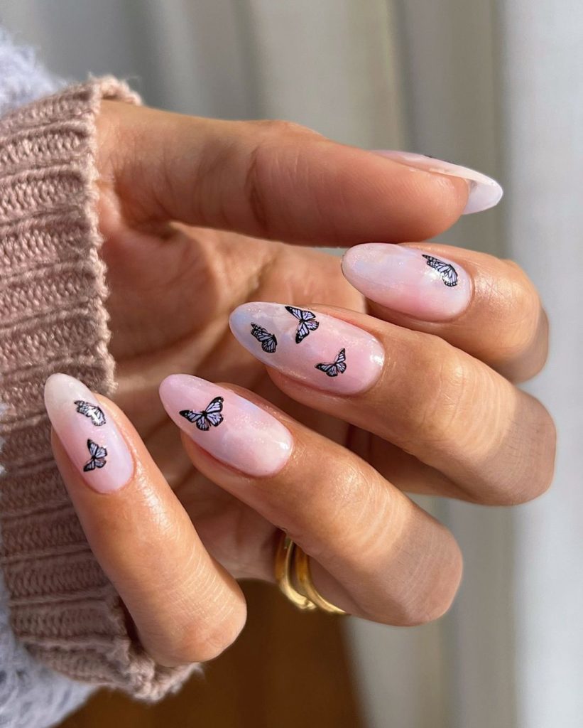 Cloud nails