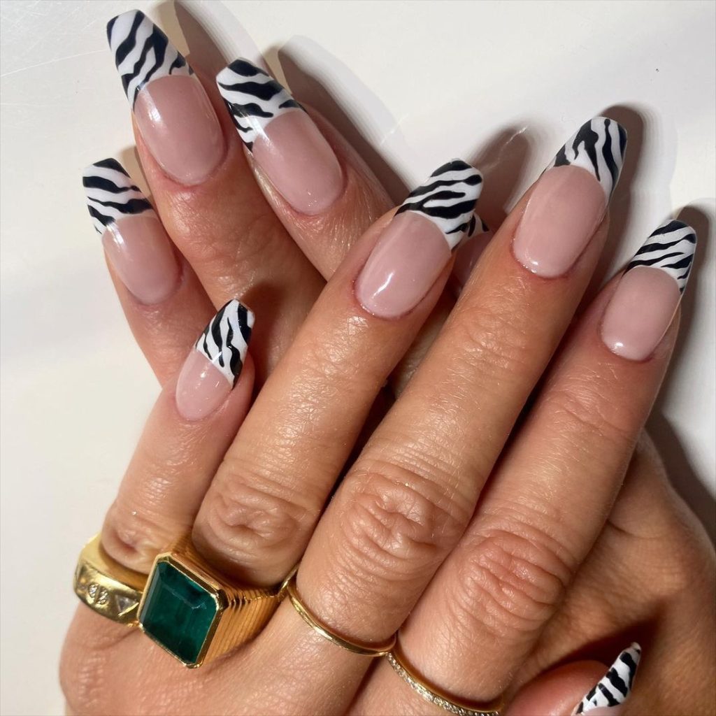 zebra print nails 