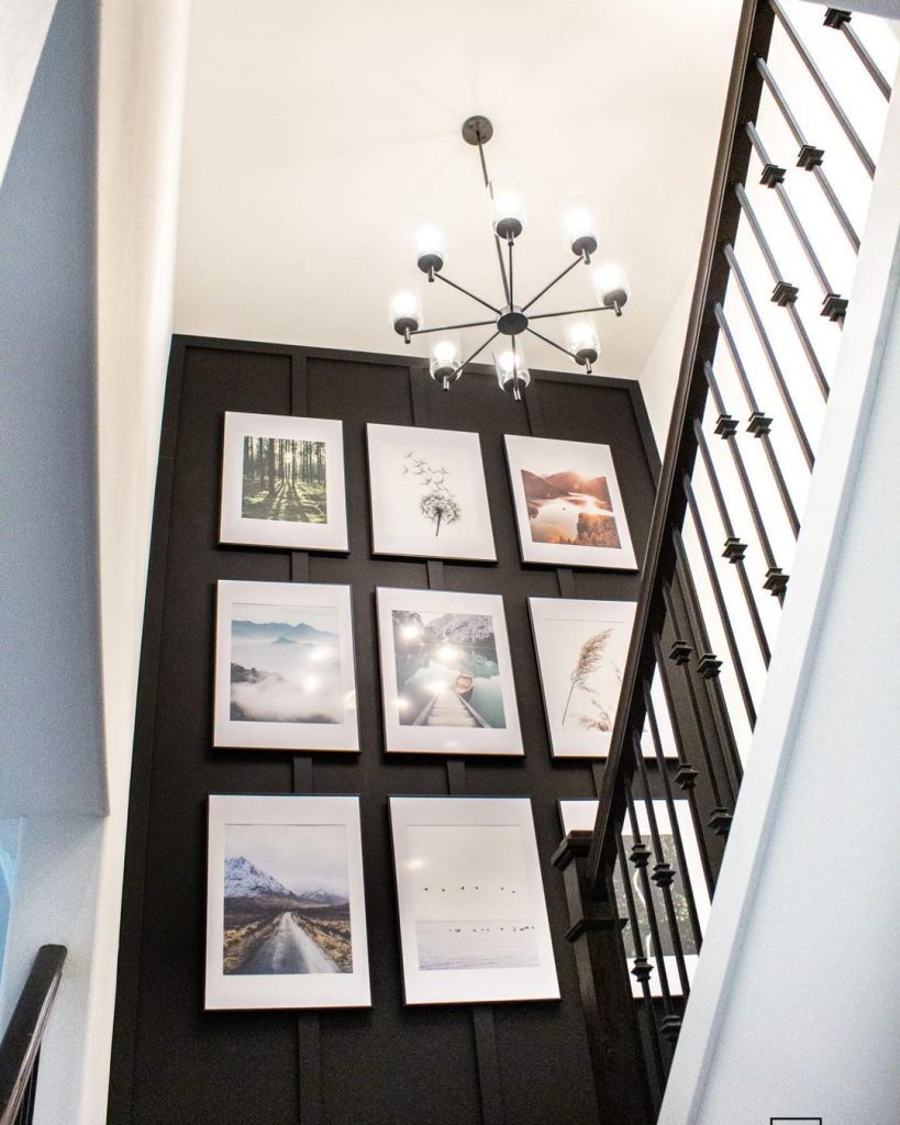Staircase picture wall design