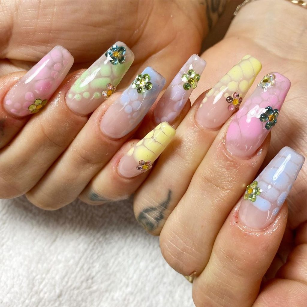 Soft coffin nails