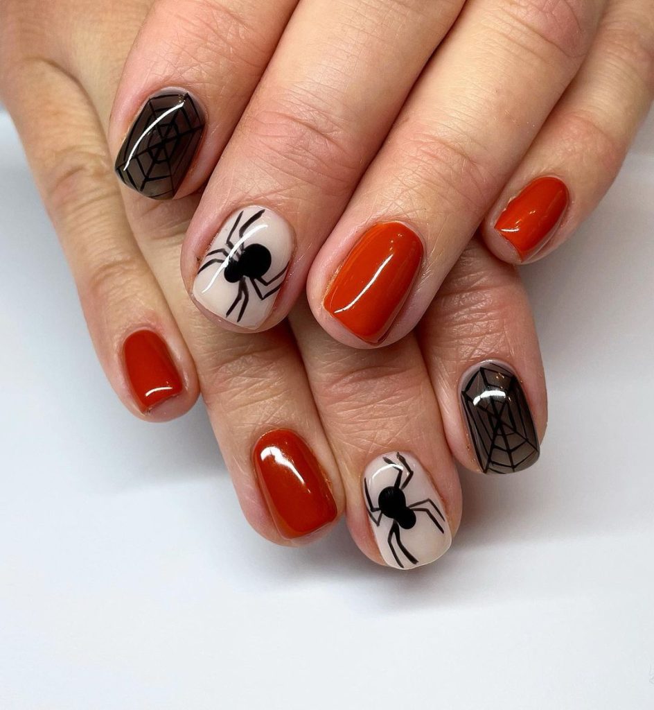 Halloween Spider Nails