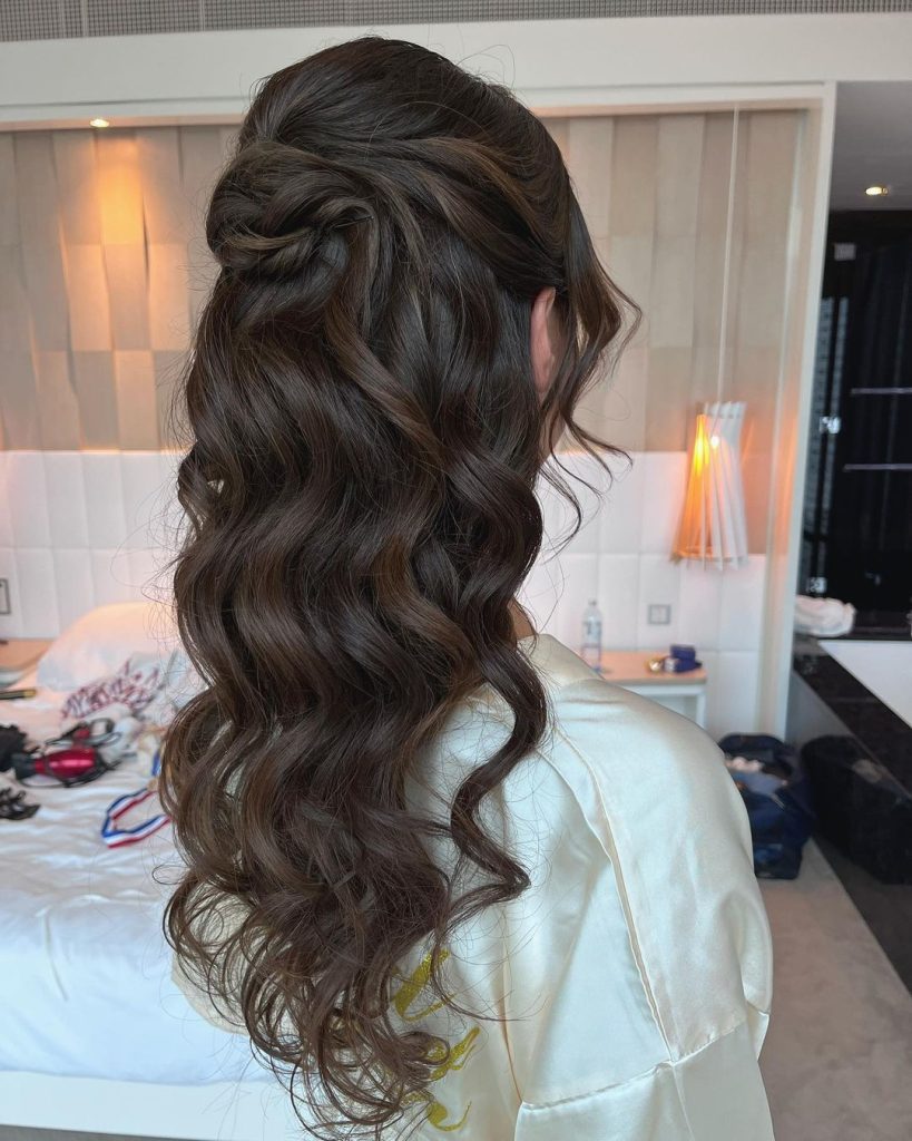Curly Wedding hairstyle