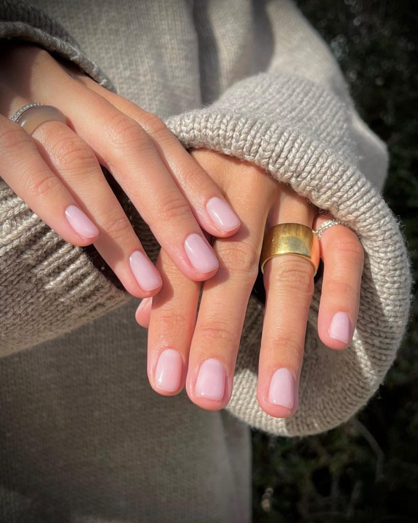 Pink nails for work 