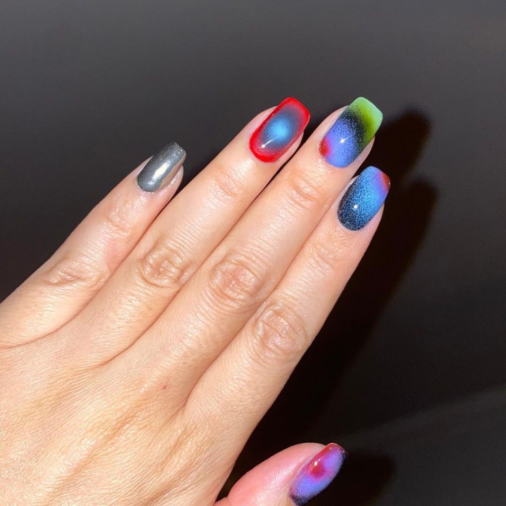 aura nails viral