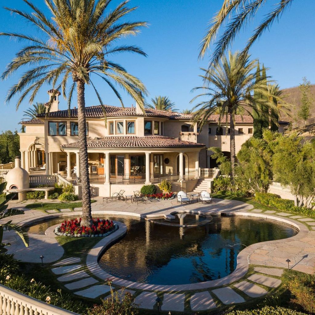 Spectacular Listing in Westlake Village, Ca