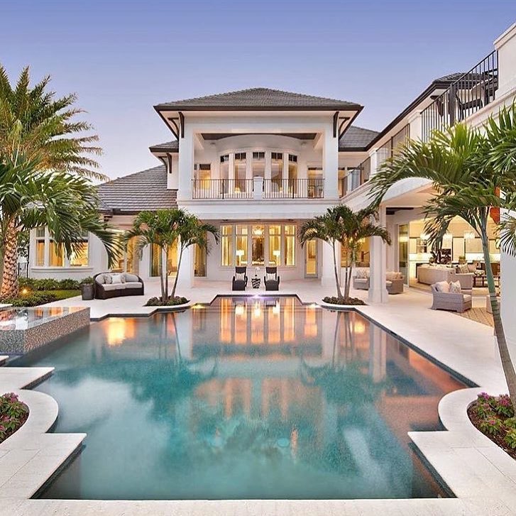 Amazing house with pool