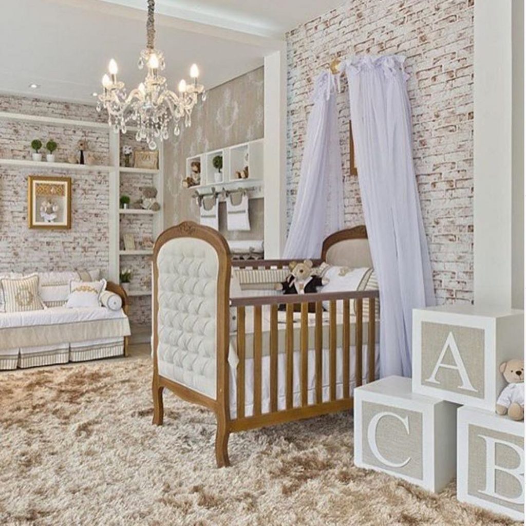 Nursery decor chandelier @petittresor