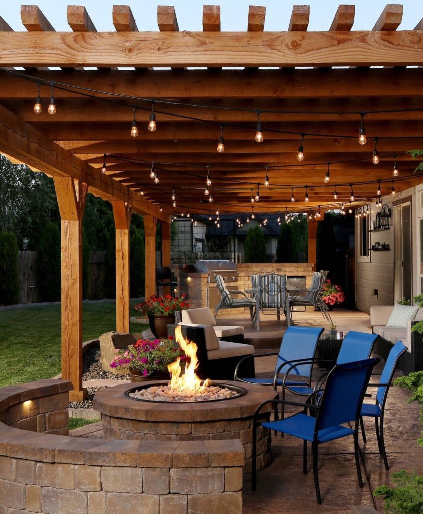 Pegoala Fire place garden outdoor seating