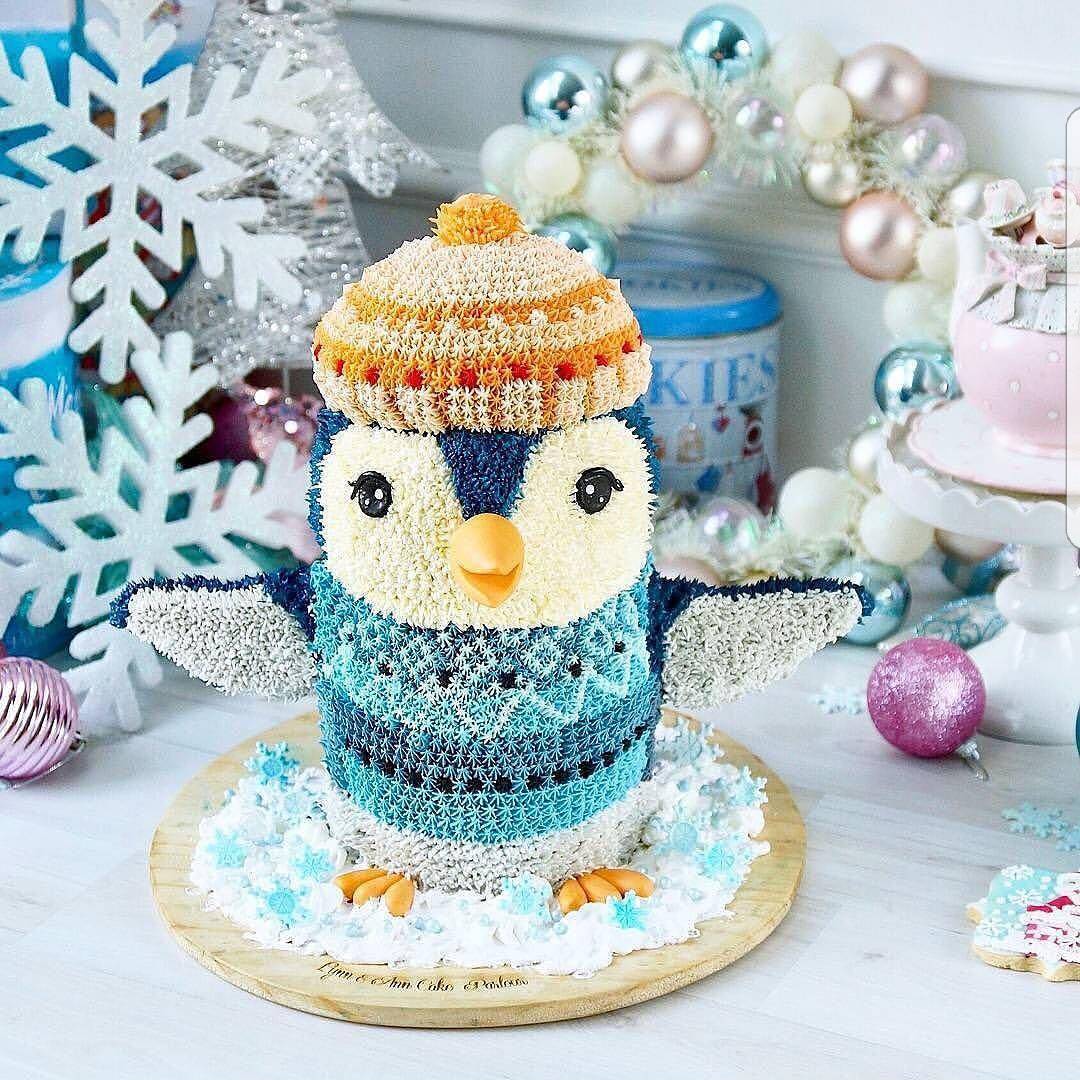 Christmas Cakes - Gorgeous Winter Cakes 2017 - Gazzed