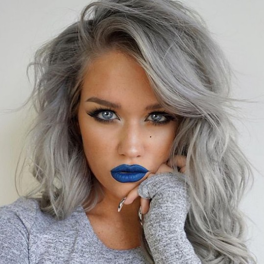 Silver hairstyle with blue lipstick