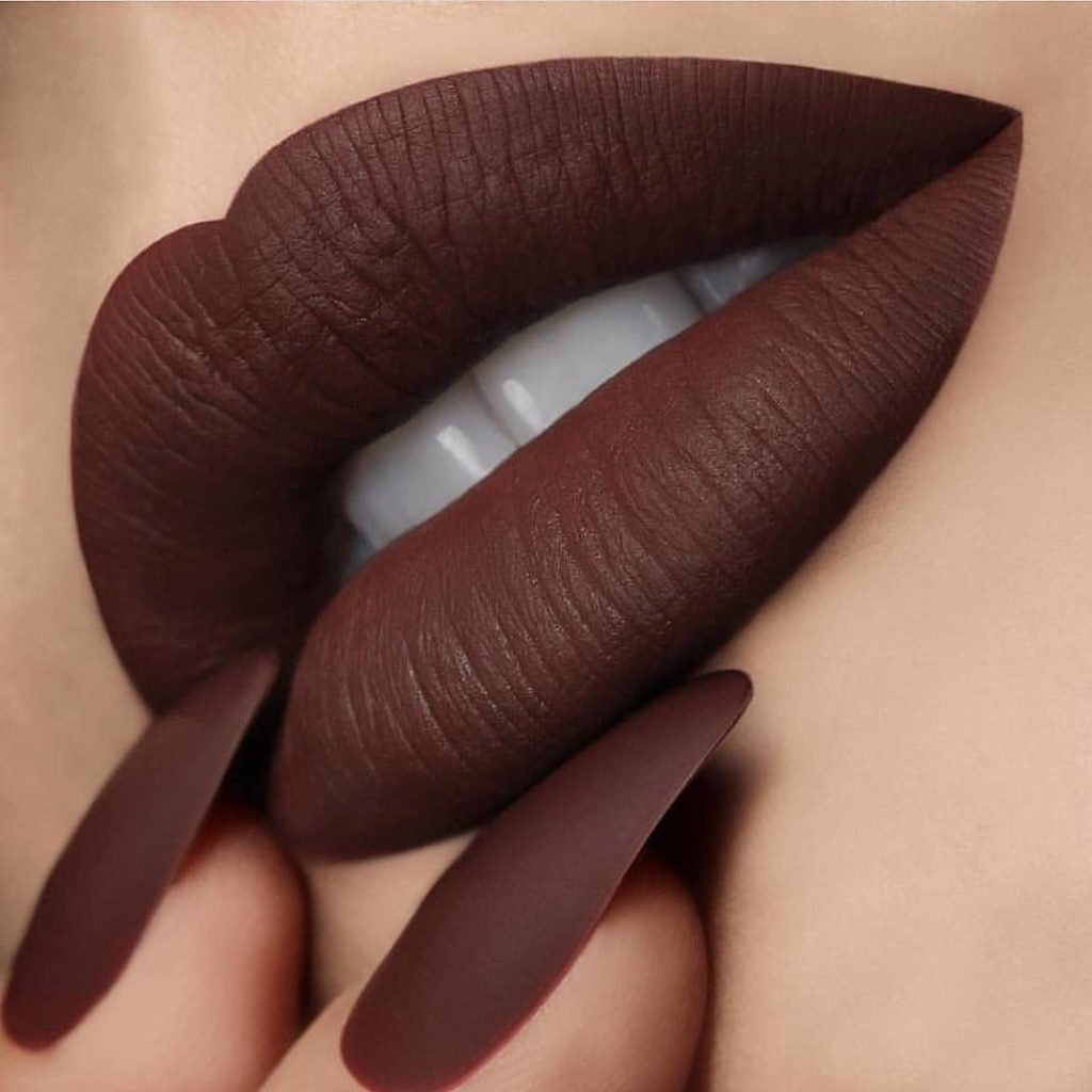 Matte brown lipstick with matching nails
